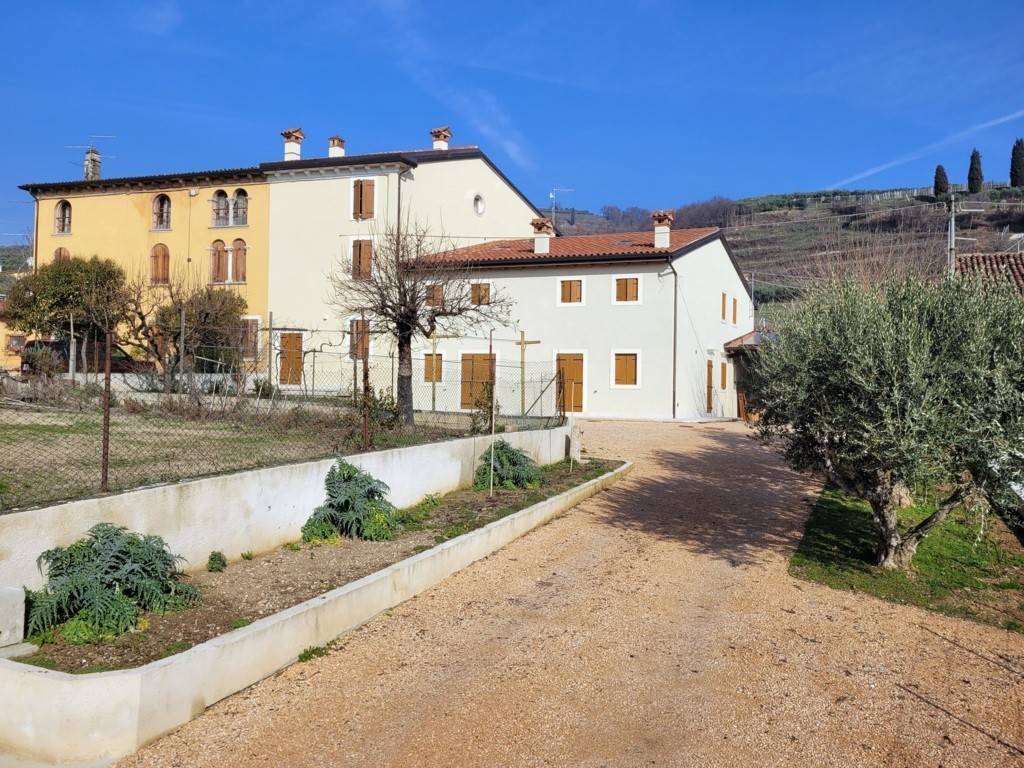 Rustico / casale a Illasi in Via Capovilla - Foto 5