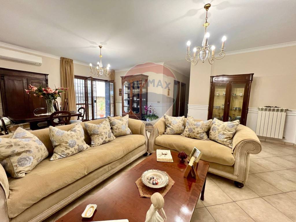 Appartamento a Caserta in Via Roberto Rossellini - Foto 4