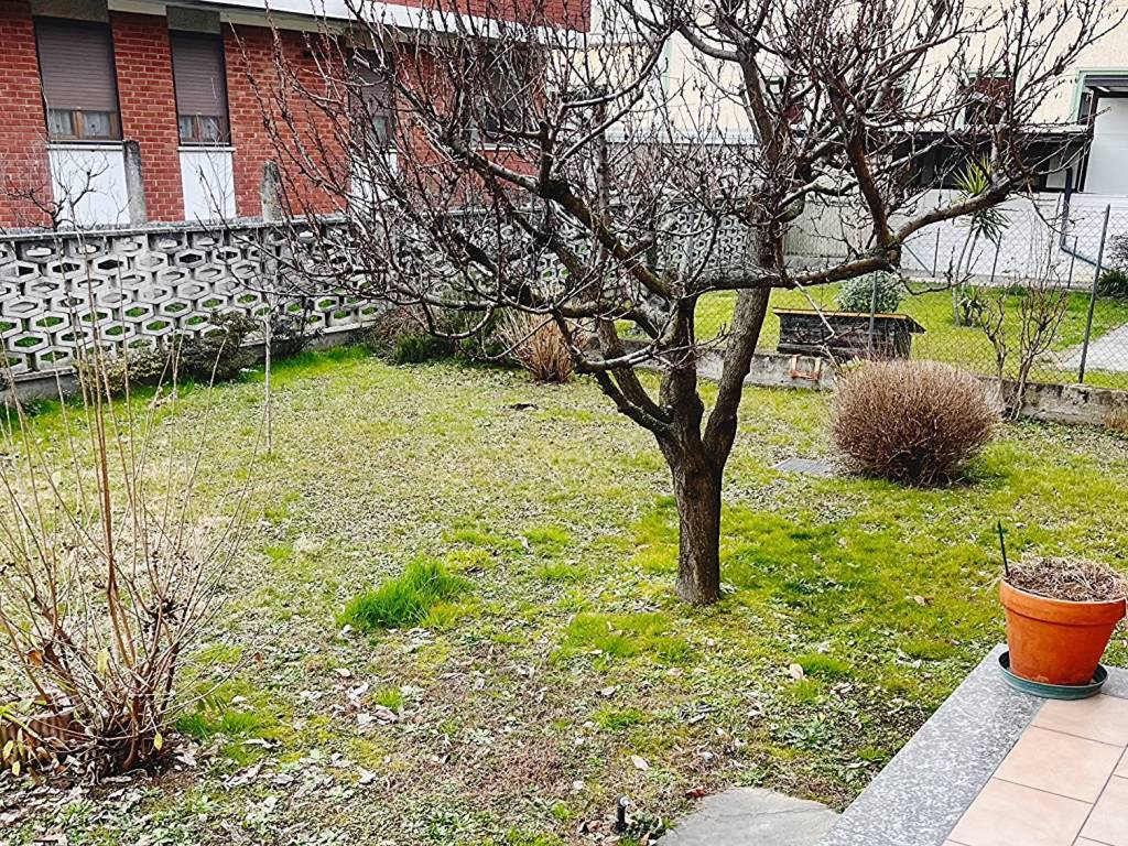 Villa a Novara in Via Carlo Beretta, 11 - Foto 3