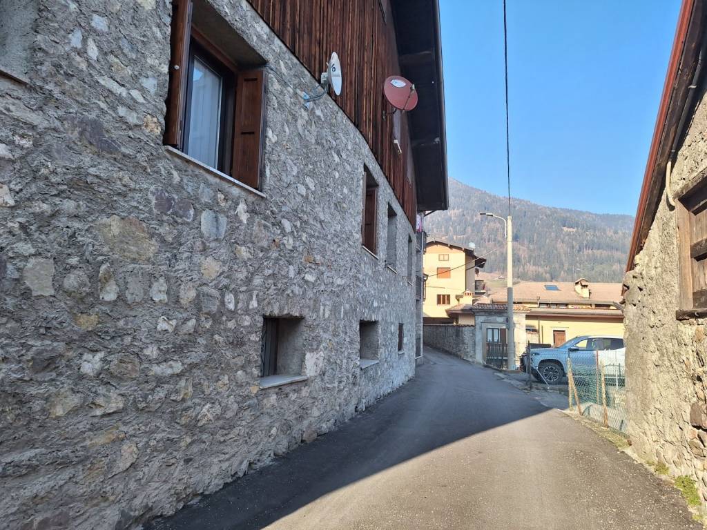 Appartamento a Borno in Via Torre Agnellini - Foto 2