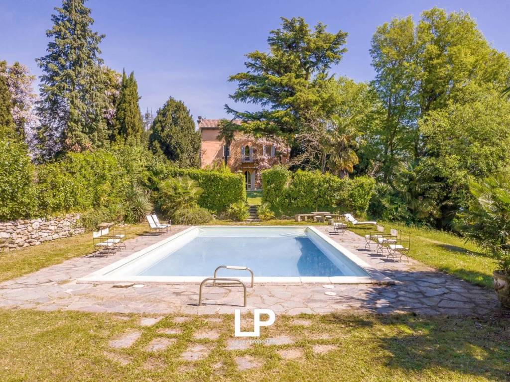 Villa a Biandronno in Via Monte Grappa, 5 - Foto 2