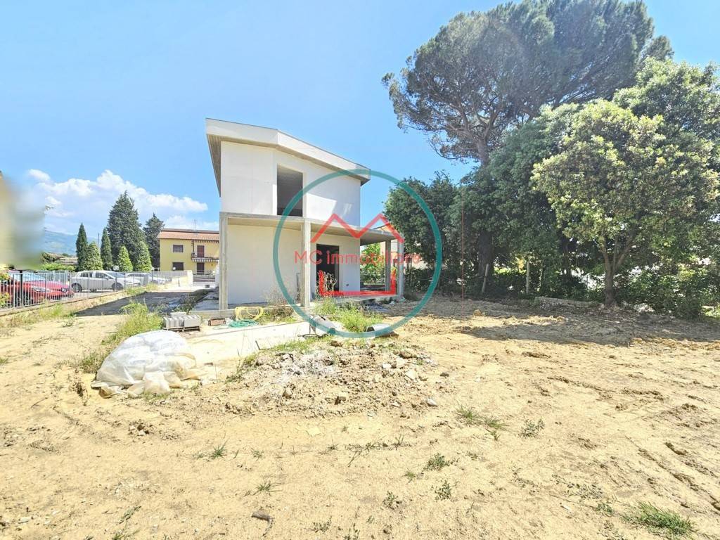 Villa a Buggiano in Via O. Landini - Foto 4