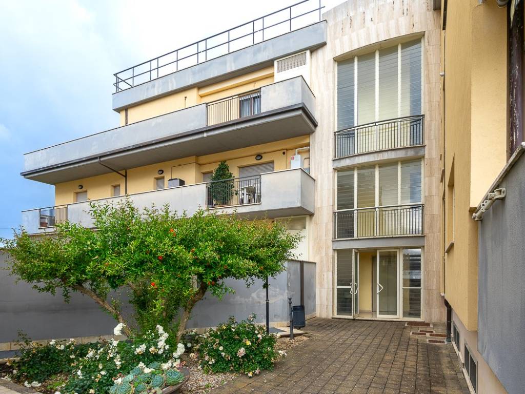 Appartamento a Sermoneta in Via Piazza Lunga - Foto 5