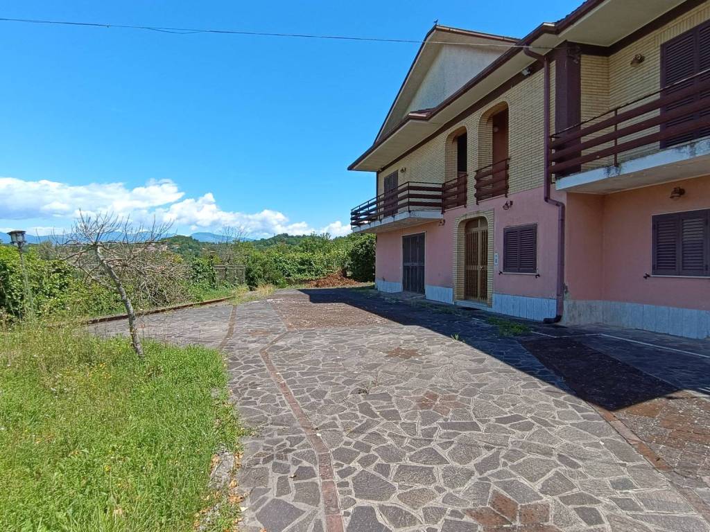 Villa a Ceccano in Vicolo Borgo Berardi - Foto 2
