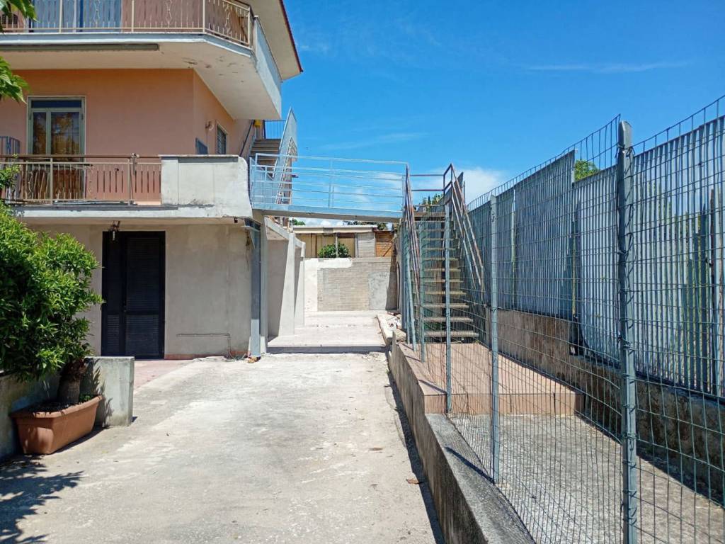 Appartamento a Aprilia in VIA Brembo, 61 - Foto 4