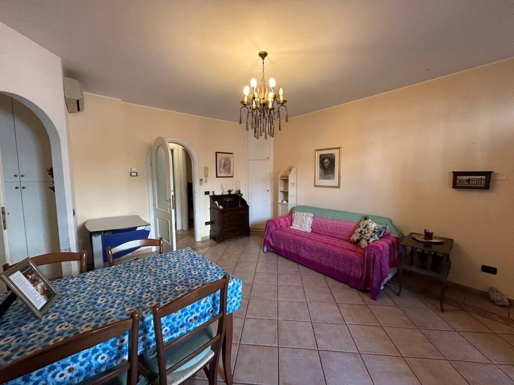 Appartamento a Viareggio in Via Edmondo De Amicis, 73 - Foto 3