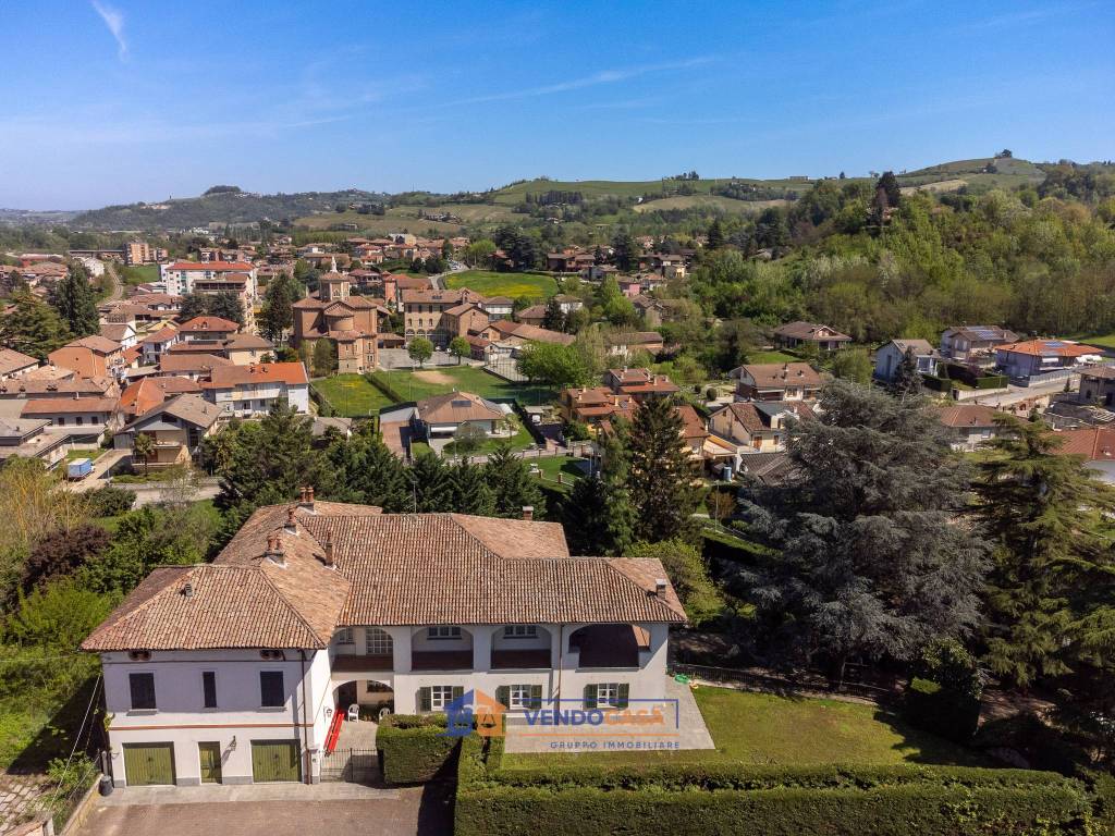 Villa a Canelli in Via Cavalier Luigi Bosca - Foto 4
