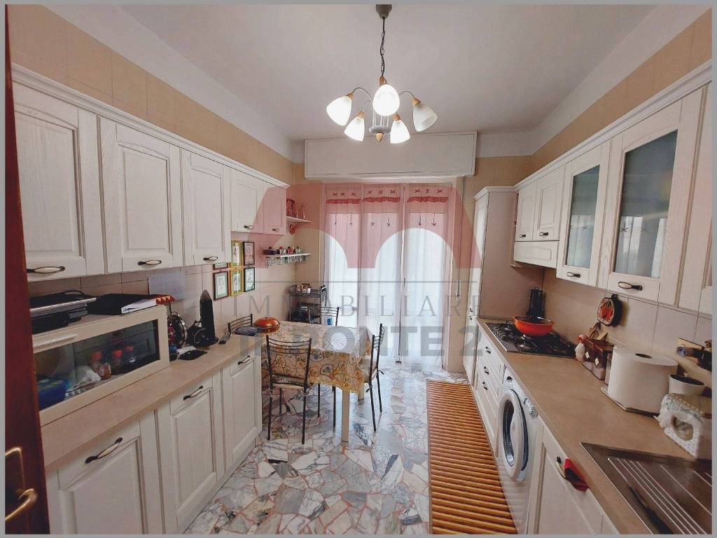 Appartamento a Chiavari in Via Salietti - Foto 2