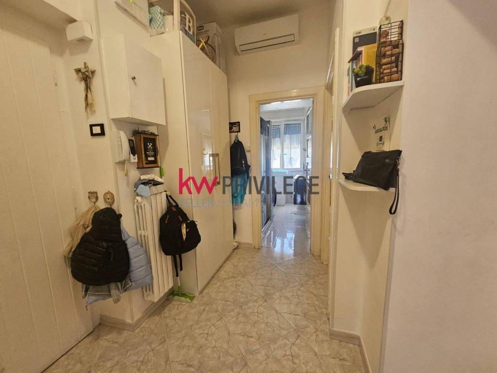 Appartamento a Brindisi in Via Emilia, 42 - Foto 2