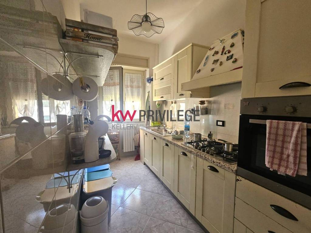 Appartamento a Brindisi in Via Emilia, 42 - Foto 4