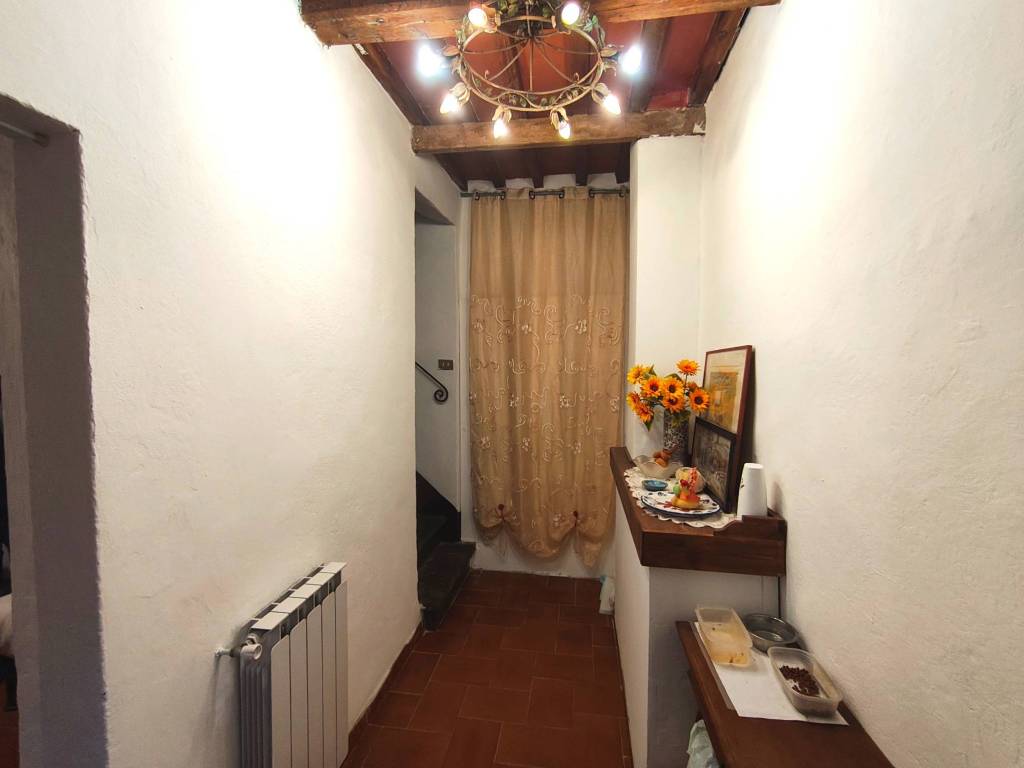 Casa indipendente a Carmignano in Via Vittorio Veneto - Foto 3