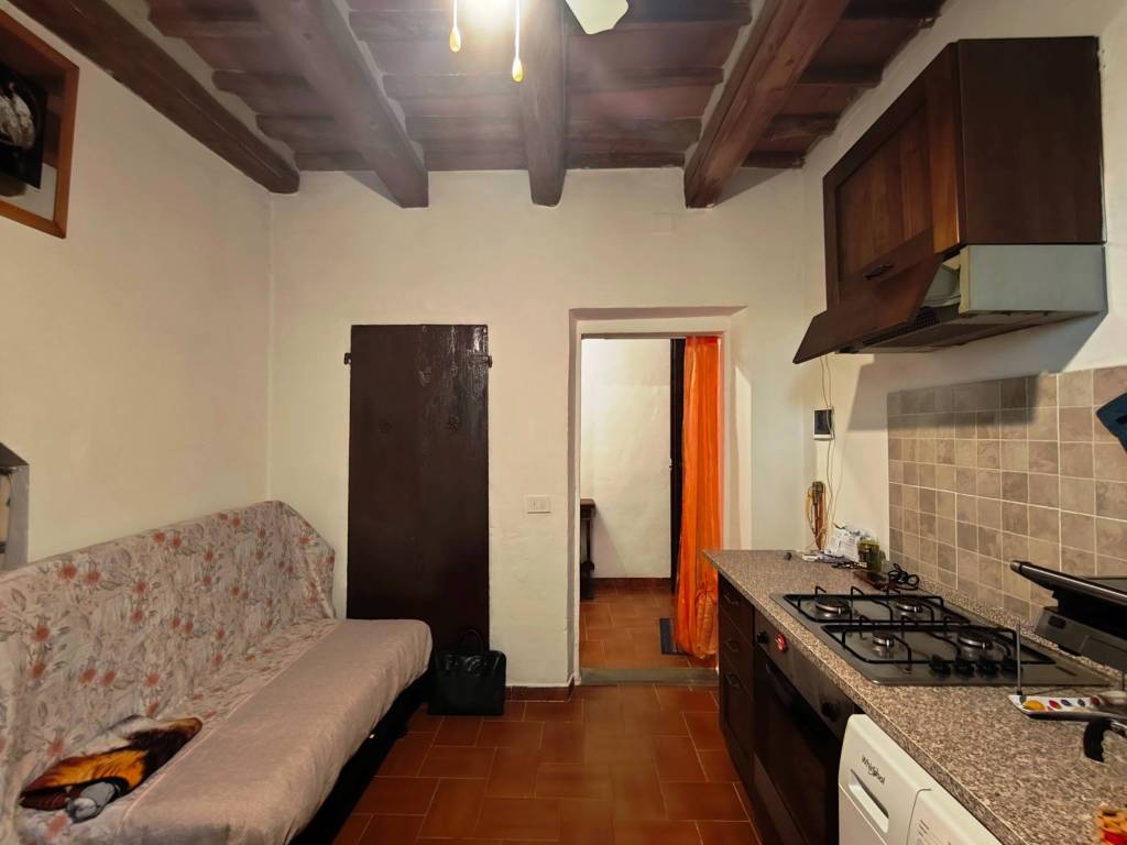 Casa indipendente a Carmignano in Via Vittorio Veneto - Foto 5