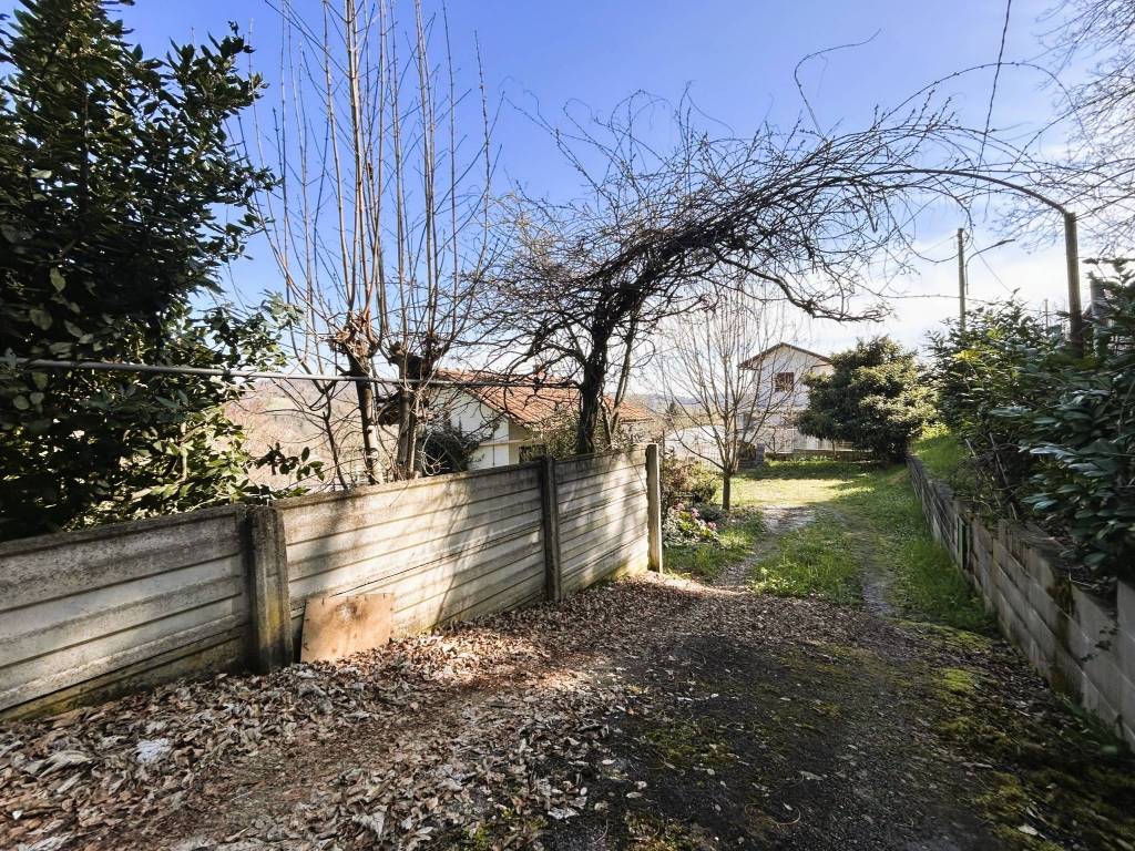 Rustico / casale a Bra in Strada Fey di Mezzogiorno, 5 - Foto 2
