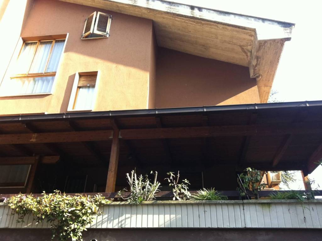 Villa a Folignano in viale Assisi - Foto 2