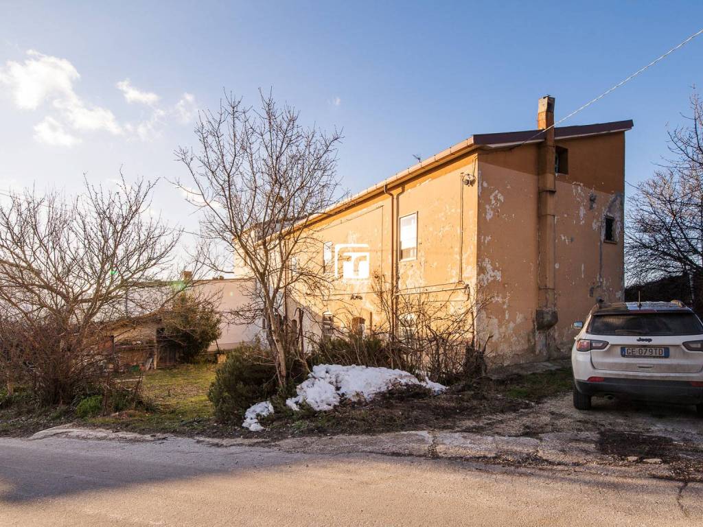 Casa indipendente a Campobasso in Contrada Colle Leone, 15 - Foto 2