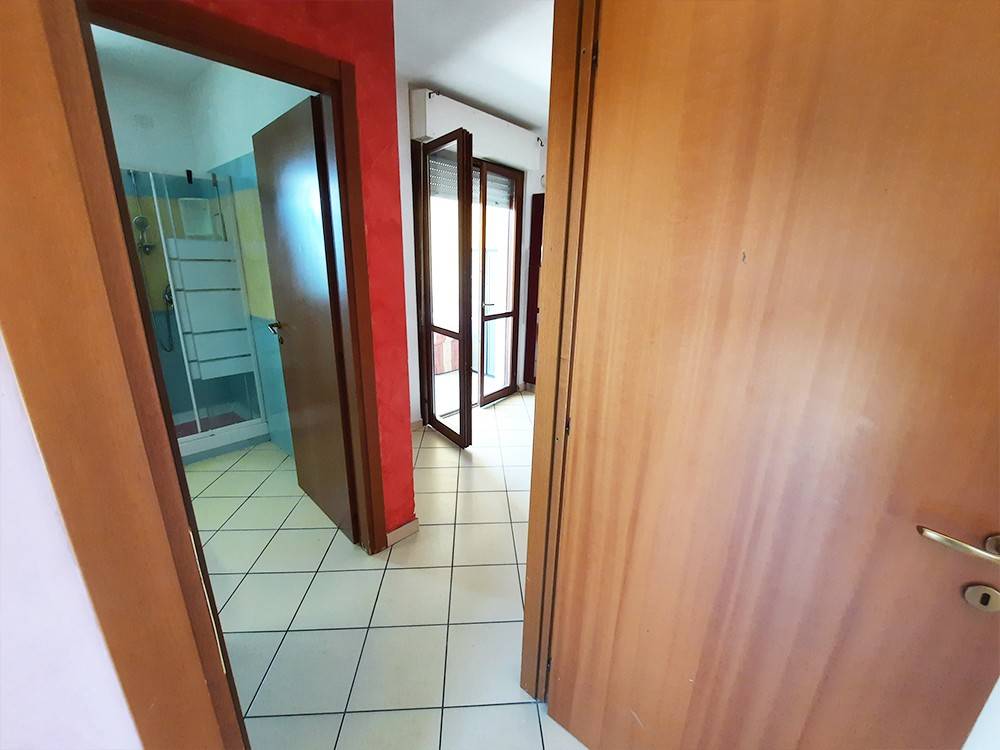 Appartamento a Alba adriatica in Via Ercole Falò - Foto 5