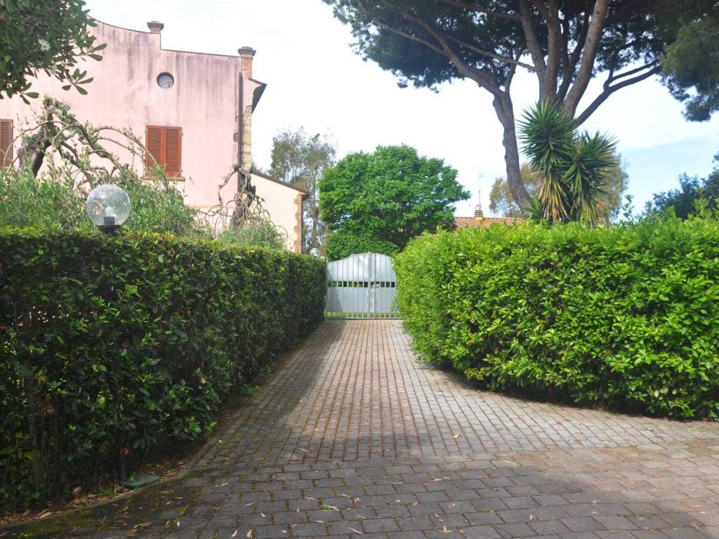 Appartamento a Rosignano marittimo in Via del Lupo - Foto 2