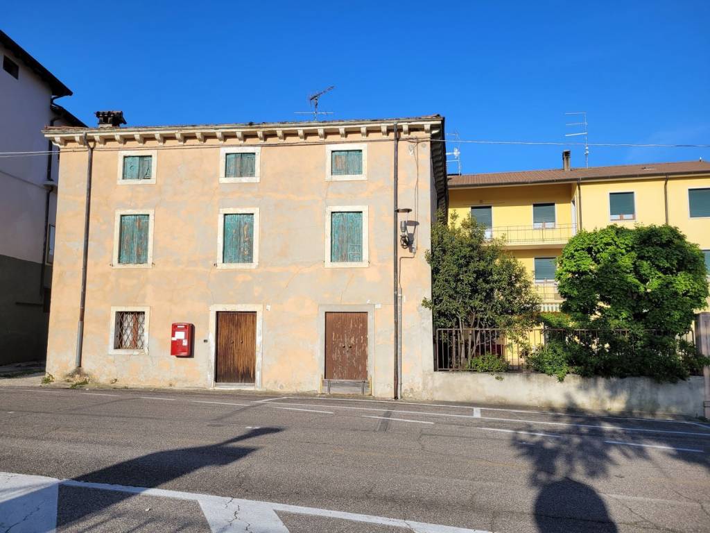 Rustico / casale a Tregnago in Via Carlo Cipolla - Foto 3