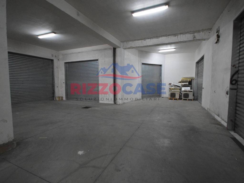 Box / garage a Corigliano-rossano in Via Donato Mungo - Foto 4