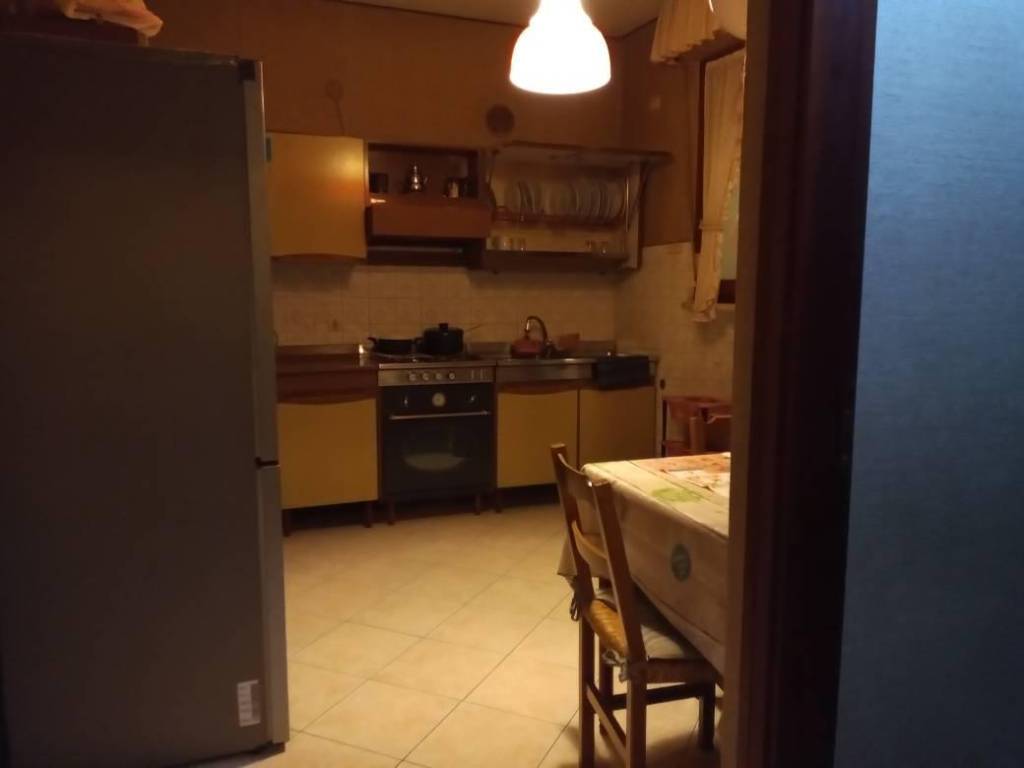 Appartamento a Pontedera in Via Alessandro Manzoni, 12 - Foto 4