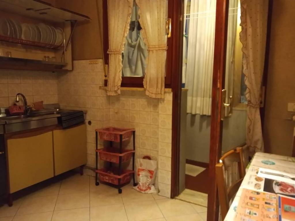 Appartamento a Pontedera in Via Alessandro Manzoni, 12 - Foto 5