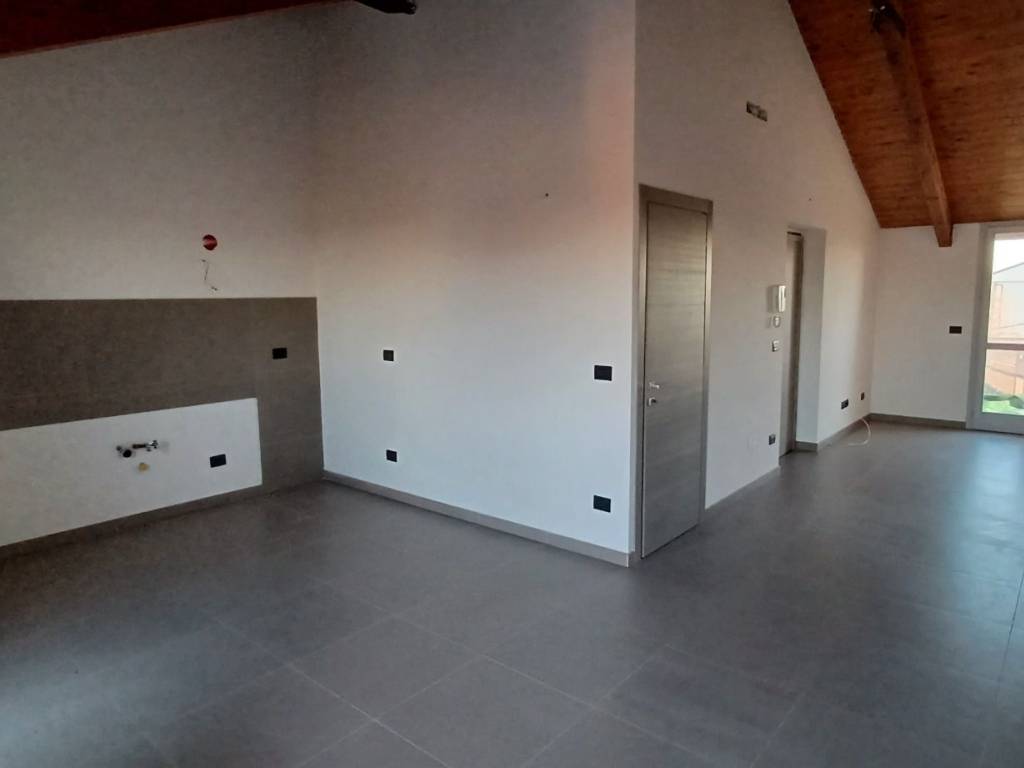 Appartamento a Bra in Via Emilio Visconti Venosta - Foto 5