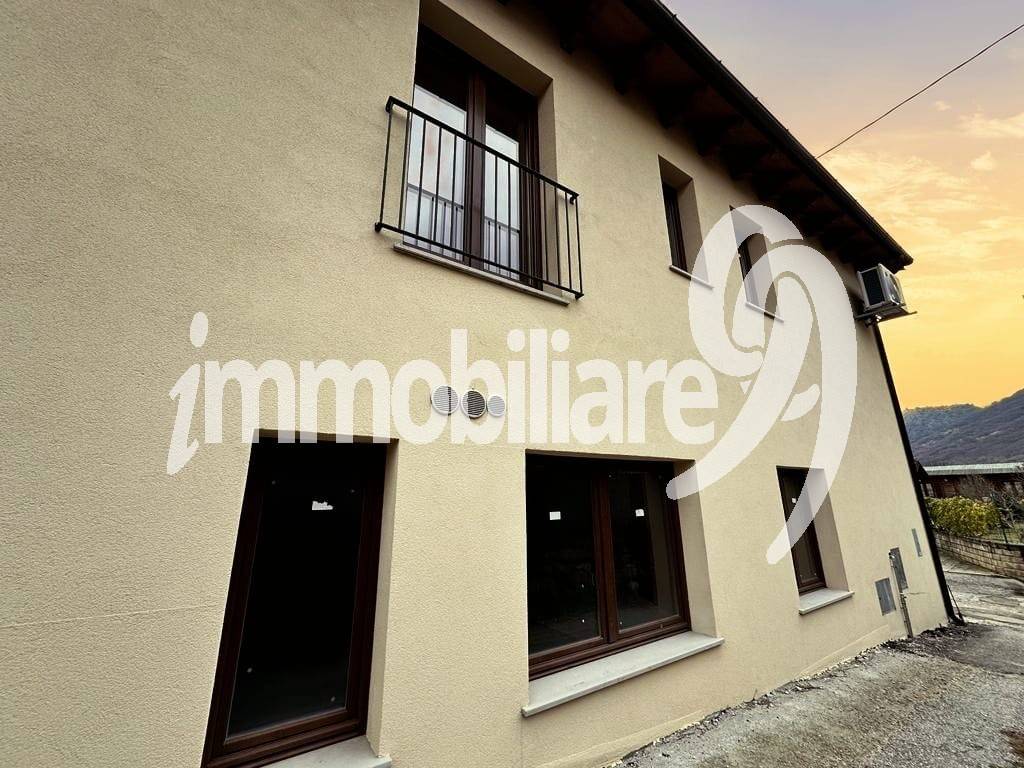Casa indipendente a L'aquila in Via del Sorbo - Foto 2