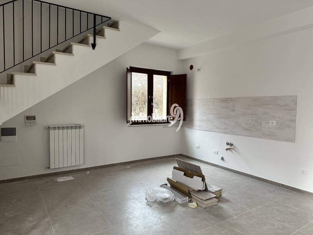 Casa indipendente a L'aquila in Via del Sorbo - Foto 4