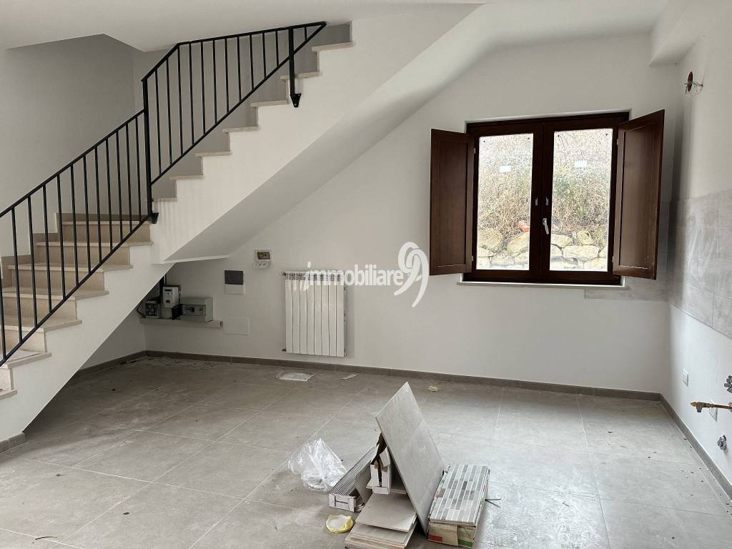Casa indipendente a L'aquila in Via del Sorbo - Foto 5