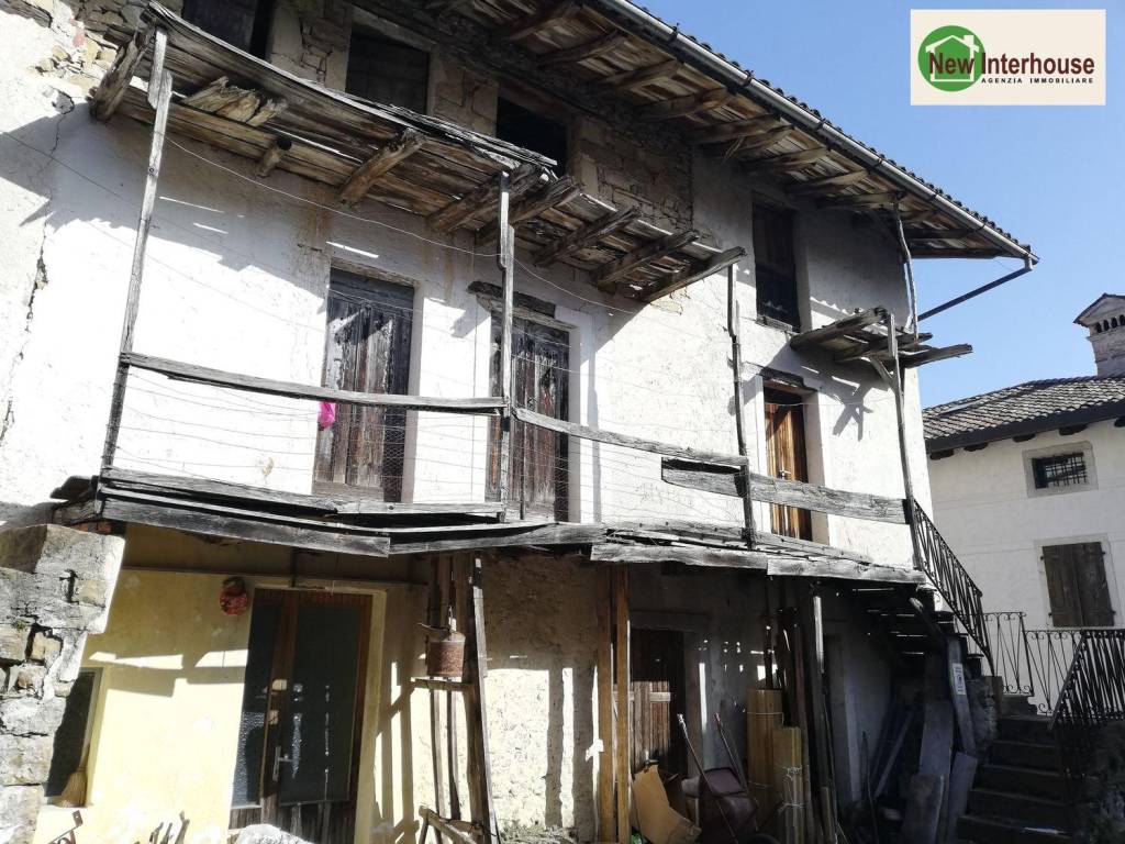 Appartamento a Frisanco in Piazza Pognici - Foto 3