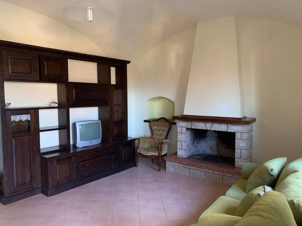 Casa indipendente a Montaquila in Via Fonte - Foto 4