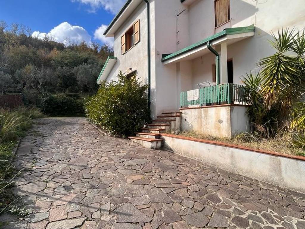 Villa a Carolei in Via Puglia - Foto 2