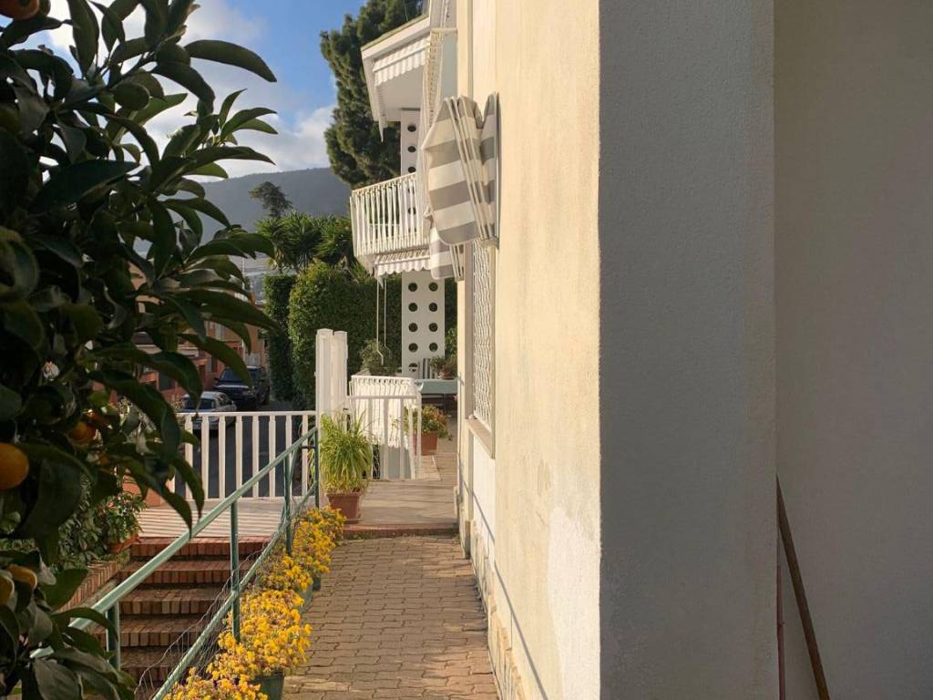 Appartamento a Ospedaletti in Via delle Palme - Foto 2