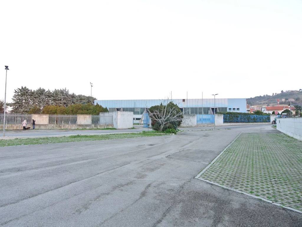 Terreno a Montesilvano in Via Senna - Foto 2