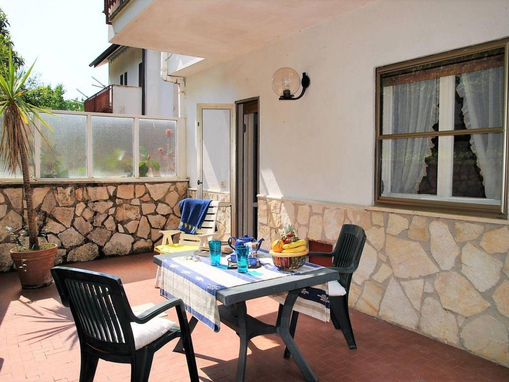 Villa a Sperlonga in Via dei Carrubi, 94 - Foto 2