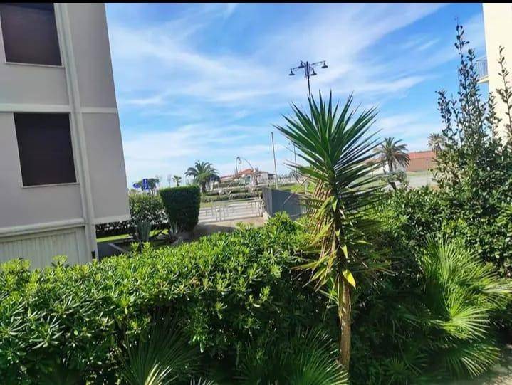 Appartamento a Viareggio in Quartiere Duca D'Aosta, - Foto 3
