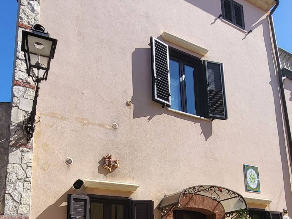 Appartamento a Montalto uffugo in Piazza Enrico Bianco - Foto 4