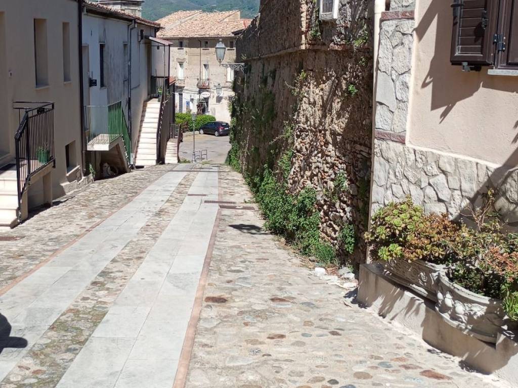 Appartamento a Montalto uffugo in Piazza Enrico Bianco - Foto 5