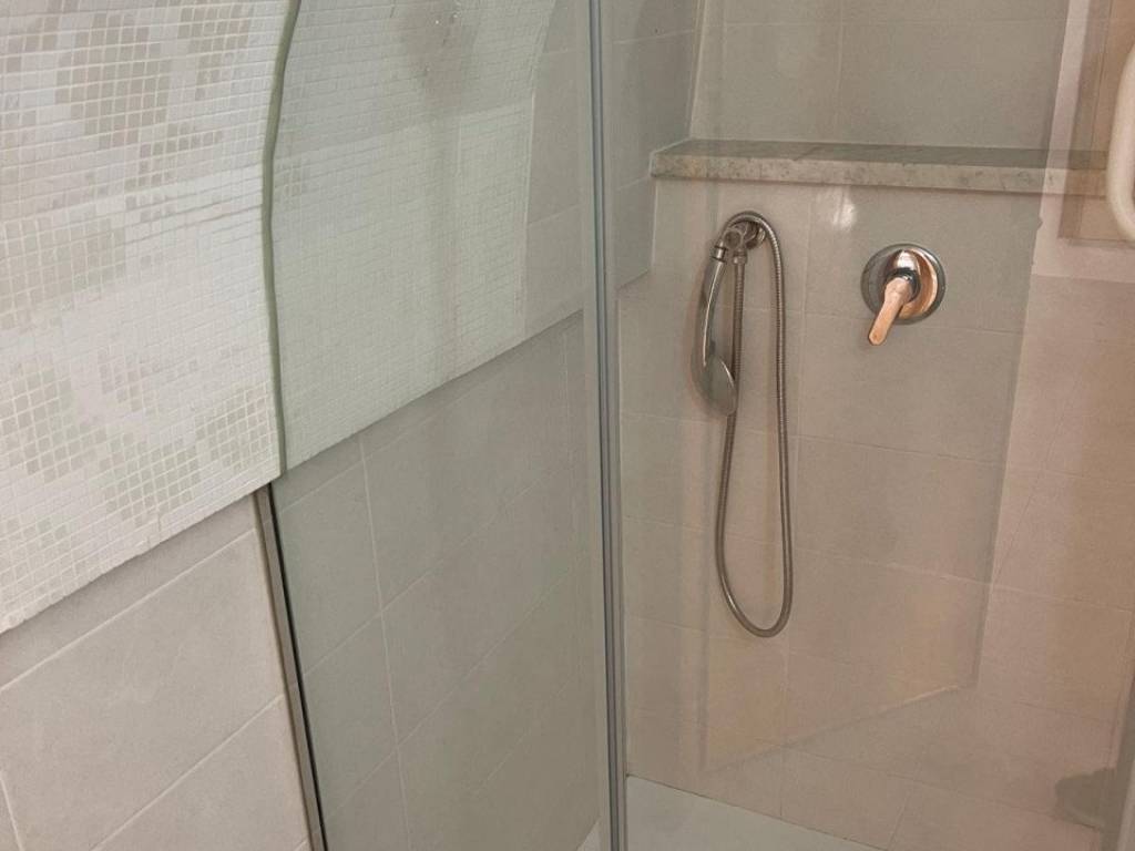 Casa indipendente a Ceglie messapica in Via Nizza - Foto 5