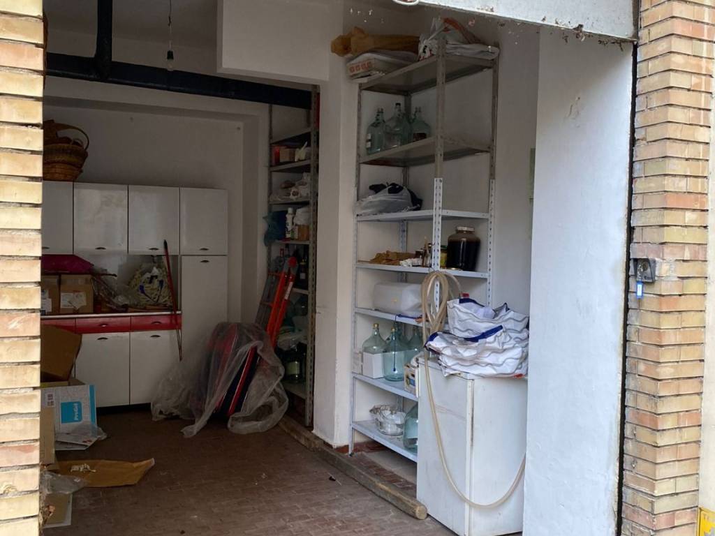 Box / garage a Chieti in Via dei Martiri Lancianesi, 49 - Foto 2