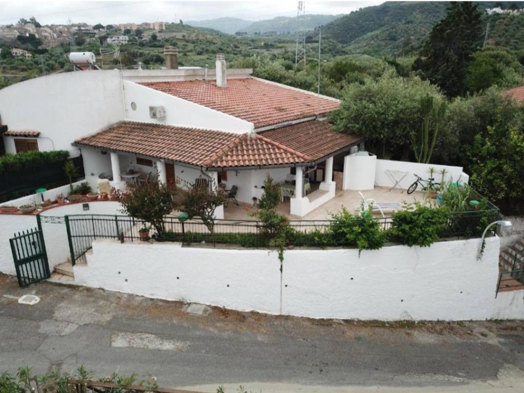 Villa a Falcone in Via Dante Alighieri - Foto 2