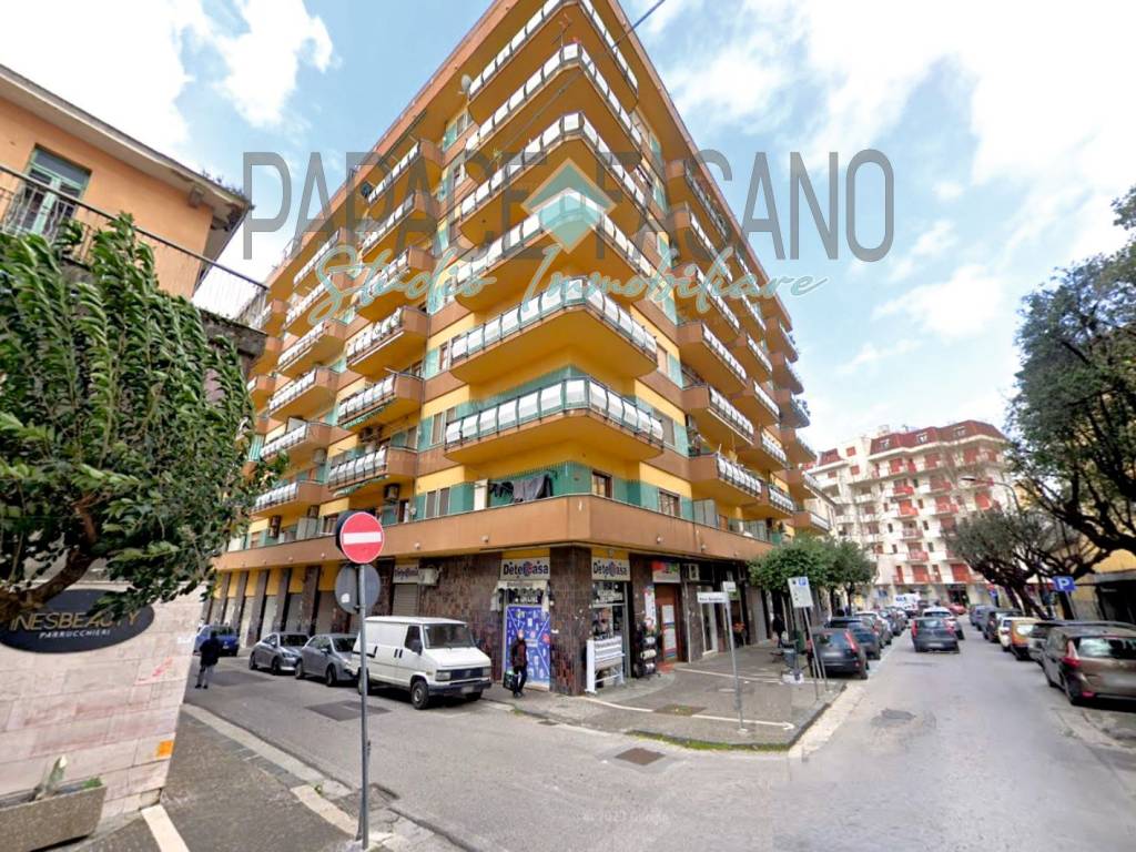 Box / garage a Eboli in Via Mario Garuglieri, 7 - Foto 2