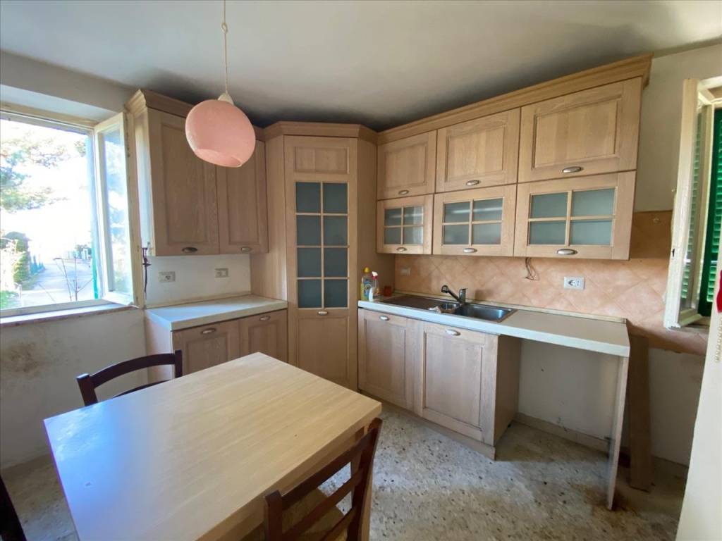 Villa a Castiglione del lago in Via Fornaci Fioretto, 15 - Foto 2
