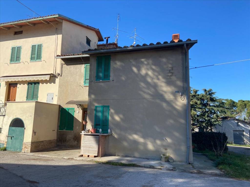 Villa a Castiglione del lago in Via Fornaci Fioretto, 15 - Foto 3