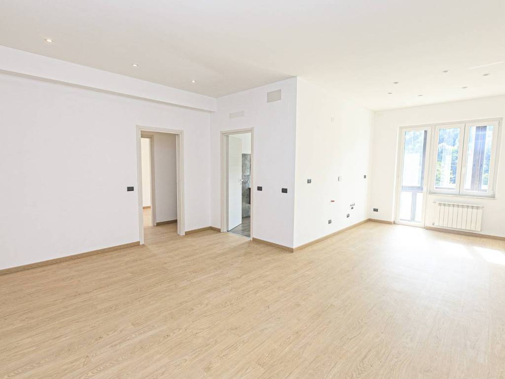 Appartamento a Serra riccò in Via Fratelli Canepa - Foto 2