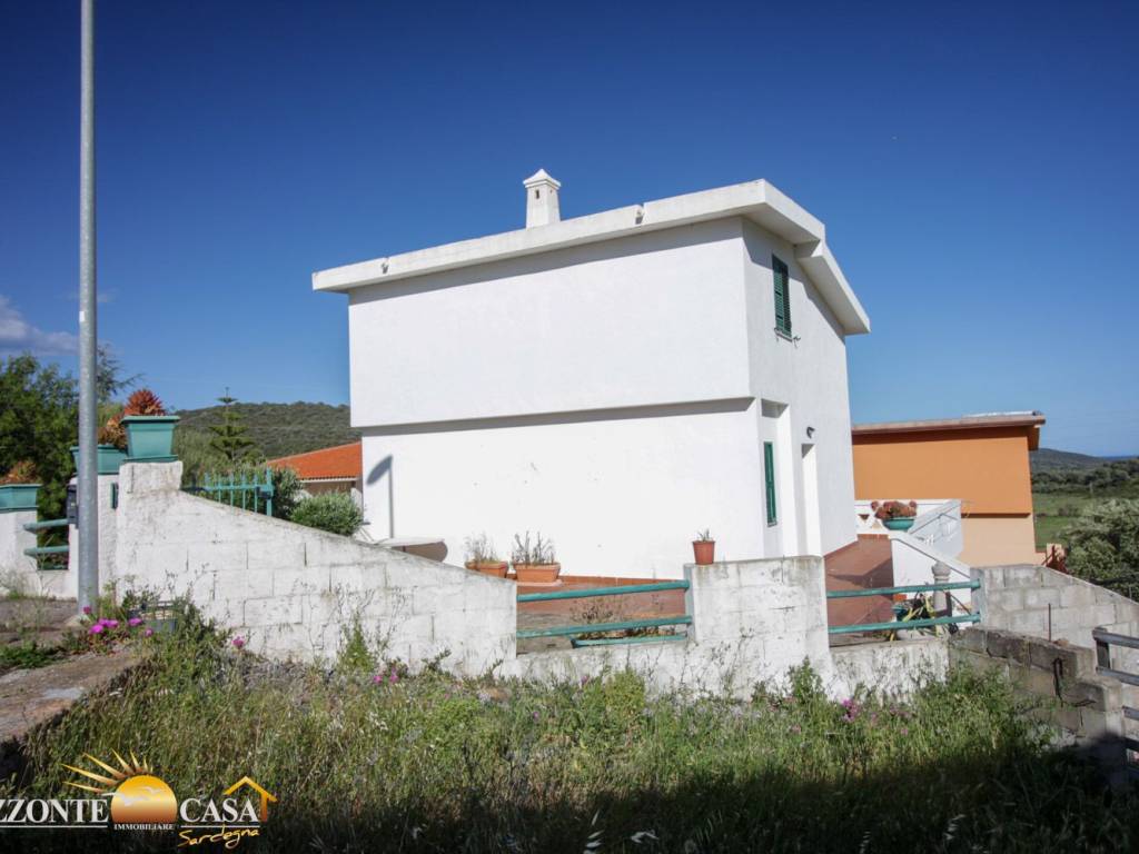 Villa a Posada in Via Papa Giovanni XXIII, 21 - Foto 5