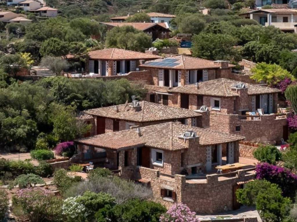 Villa a Loiri porto san paolo in VIA MARGHINE, 7 - Foto 4