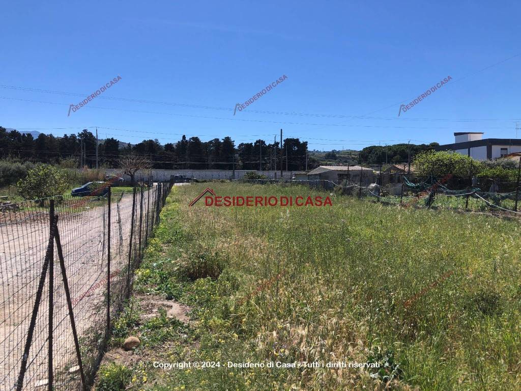 Terreno a Campofelice di roccella in Viale delle Tribune, 51 - Foto 3