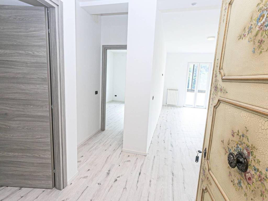 Appartamento a Serra riccò in Via Fratelli Canepa - Foto 3