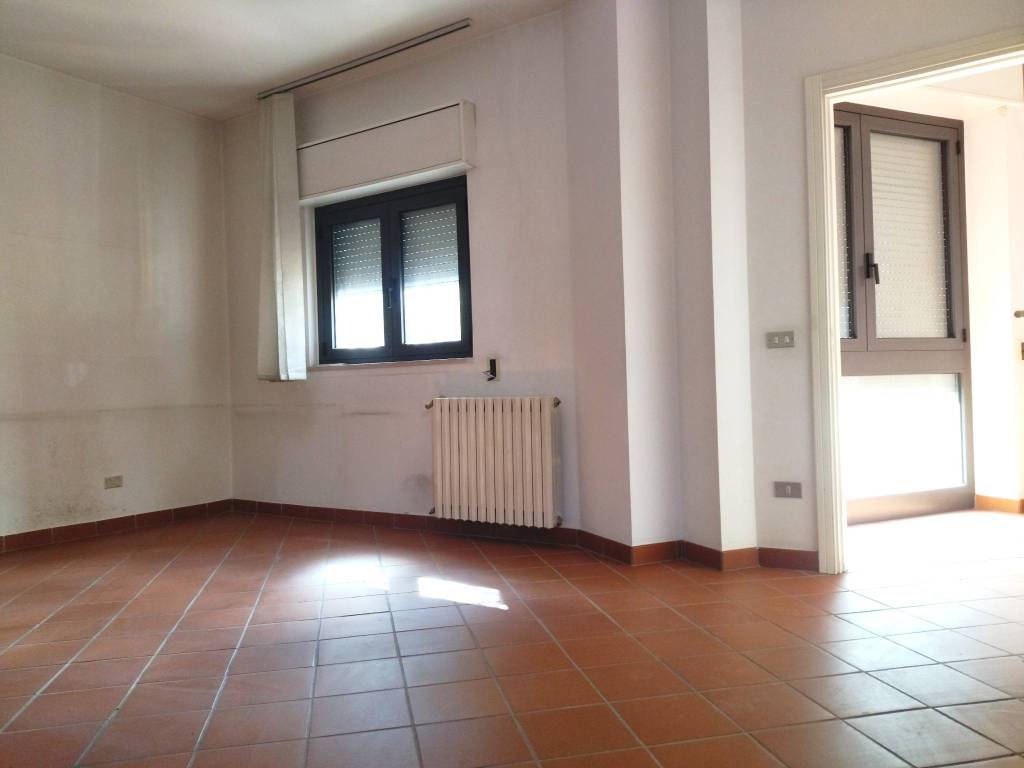 Immobile a Grottaglie in Viale Giacomo Matteotti - Foto 2